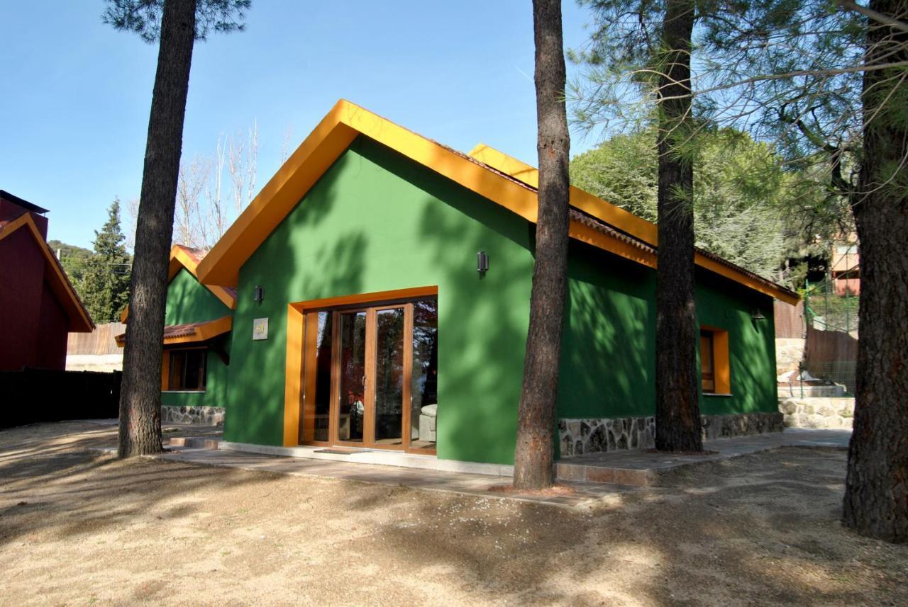 Collado Mediano Complejo Casas Rurales Mansiones Y Villas Deluxe المظهر الخارجي الصورة