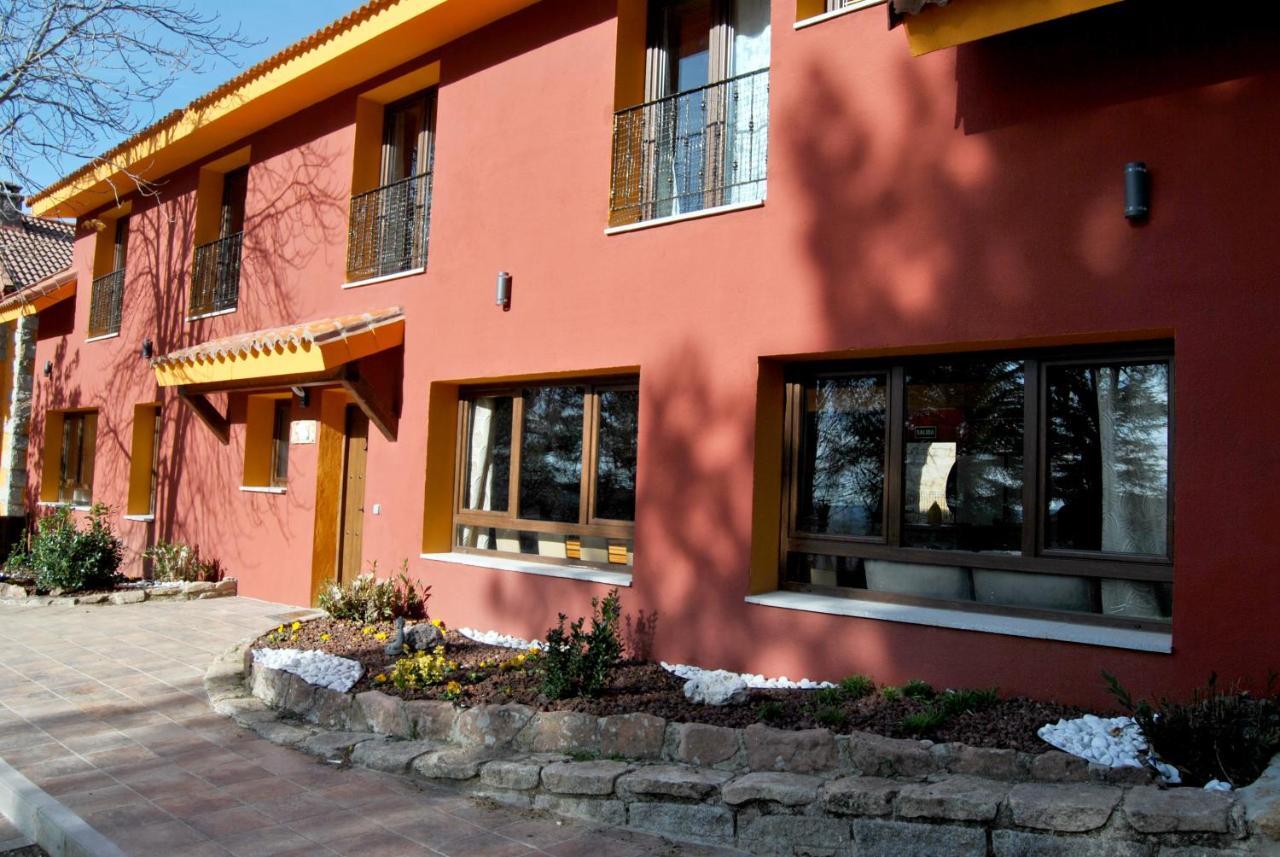 Collado Mediano Complejo Casas Rurales Mansiones Y Villas Deluxe المظهر الخارجي الصورة