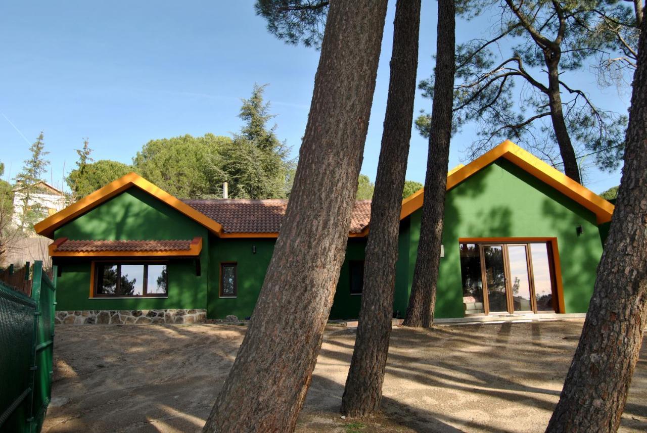 Collado Mediano Complejo Casas Rurales Mansiones Y Villas Deluxe المظهر الخارجي الصورة