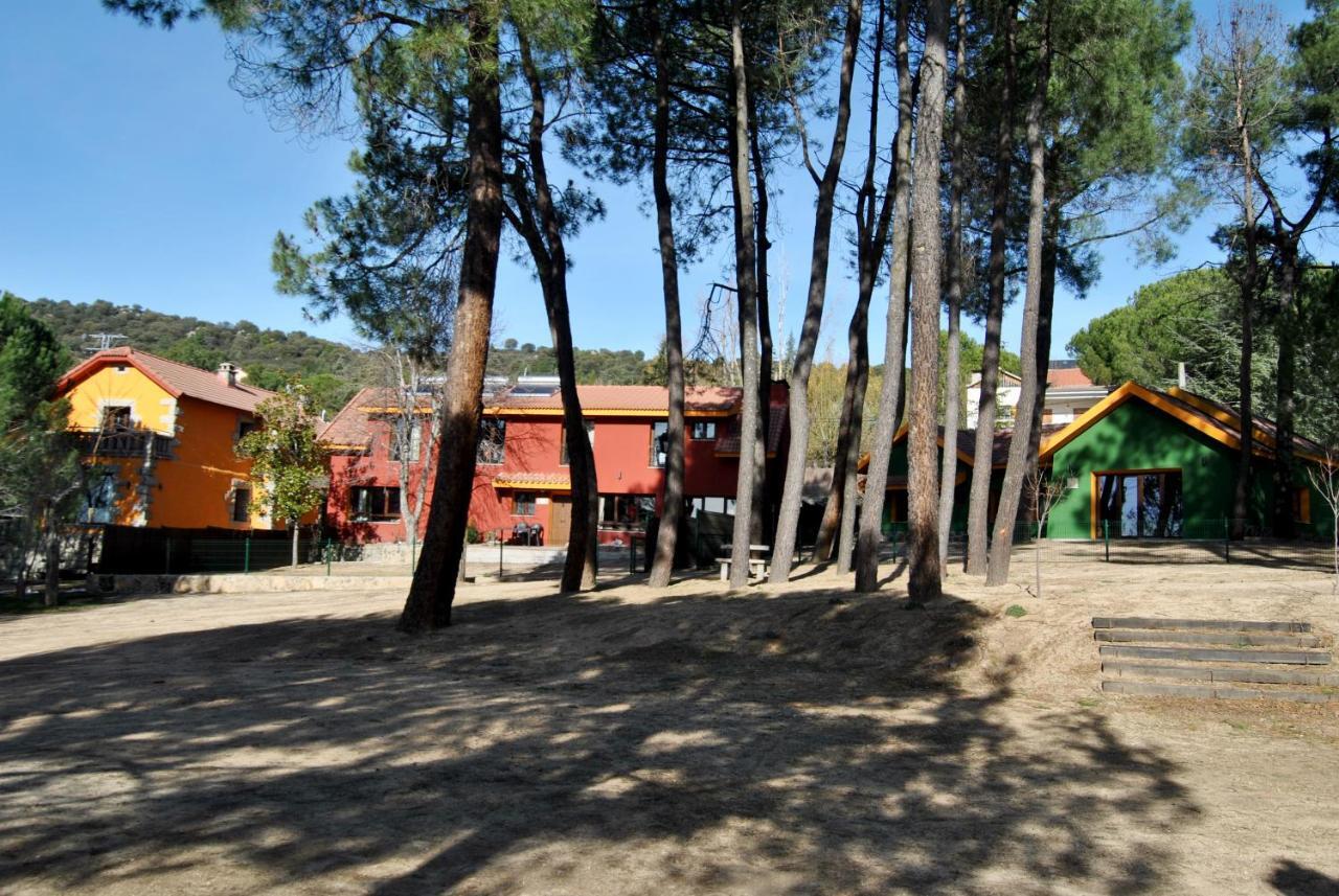 Collado Mediano Complejo Casas Rurales Mansiones Y Villas Deluxe المظهر الخارجي الصورة