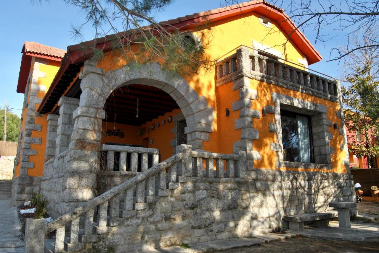 Collado Mediano Complejo Casas Rurales Mansiones Y Villas Deluxe المظهر الخارجي الصورة