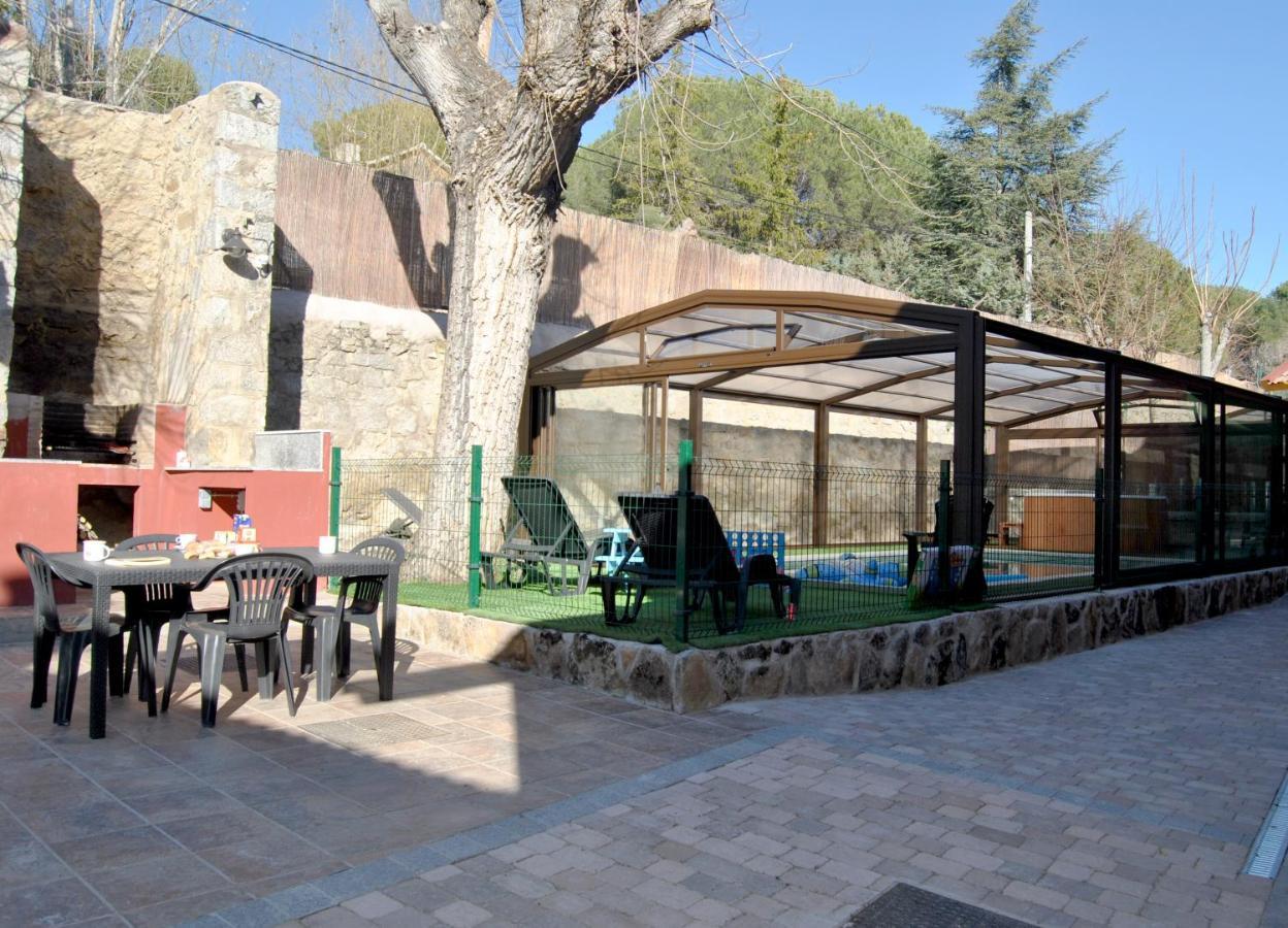 Collado Mediano Complejo Casas Rurales Mansiones Y Villas Deluxe المظهر الخارجي الصورة